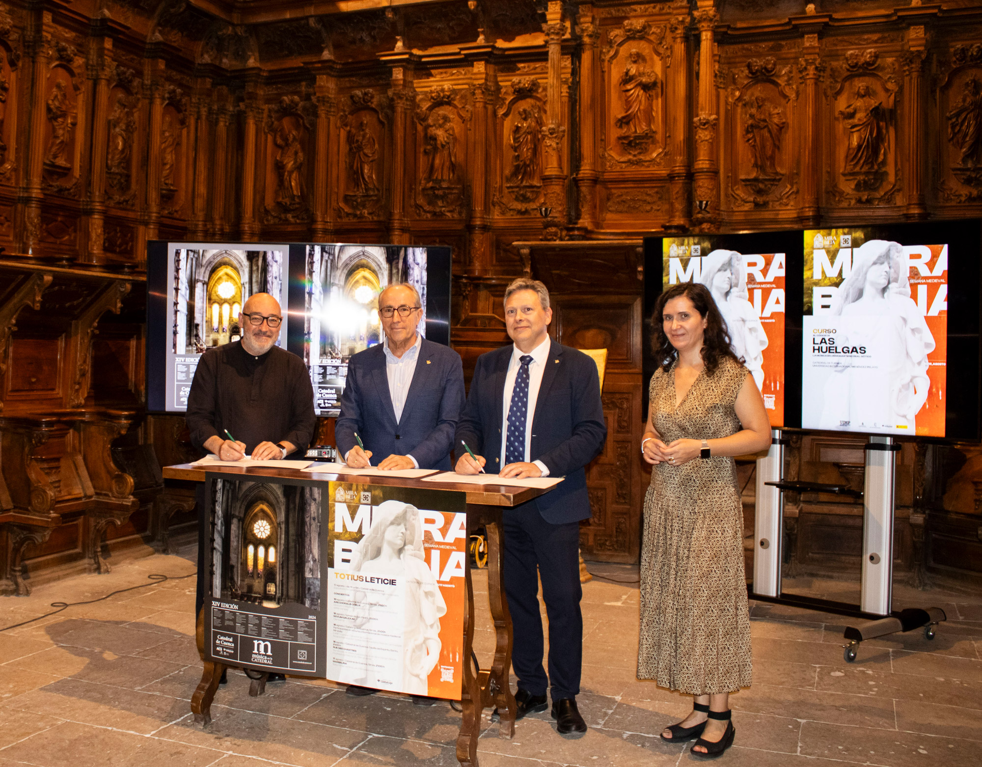 Visita Presidente de Globalcaja a la Catedral de Cuenca 