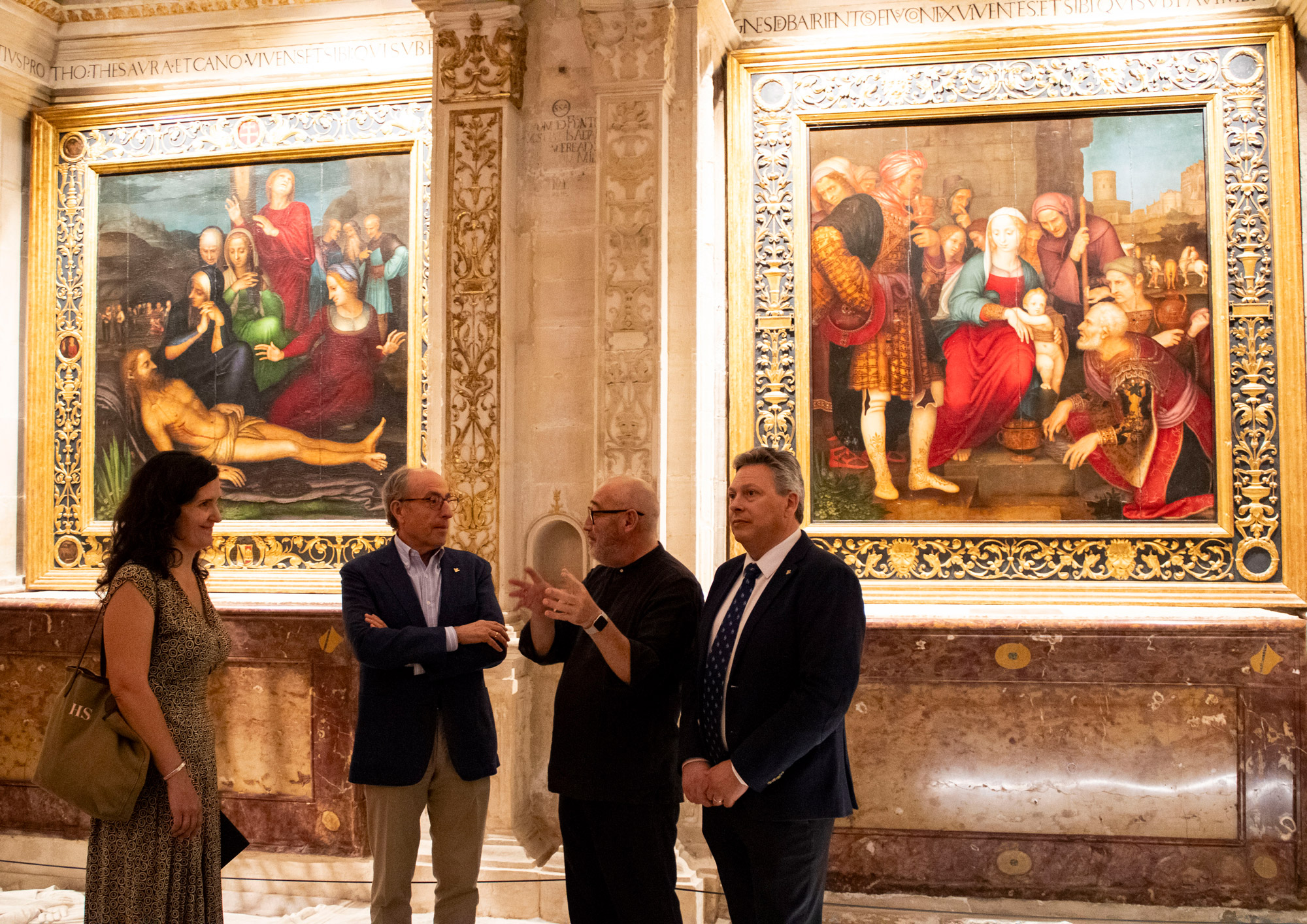 Visita del presidente de Globalcaja a la Catedral de Cuenca.